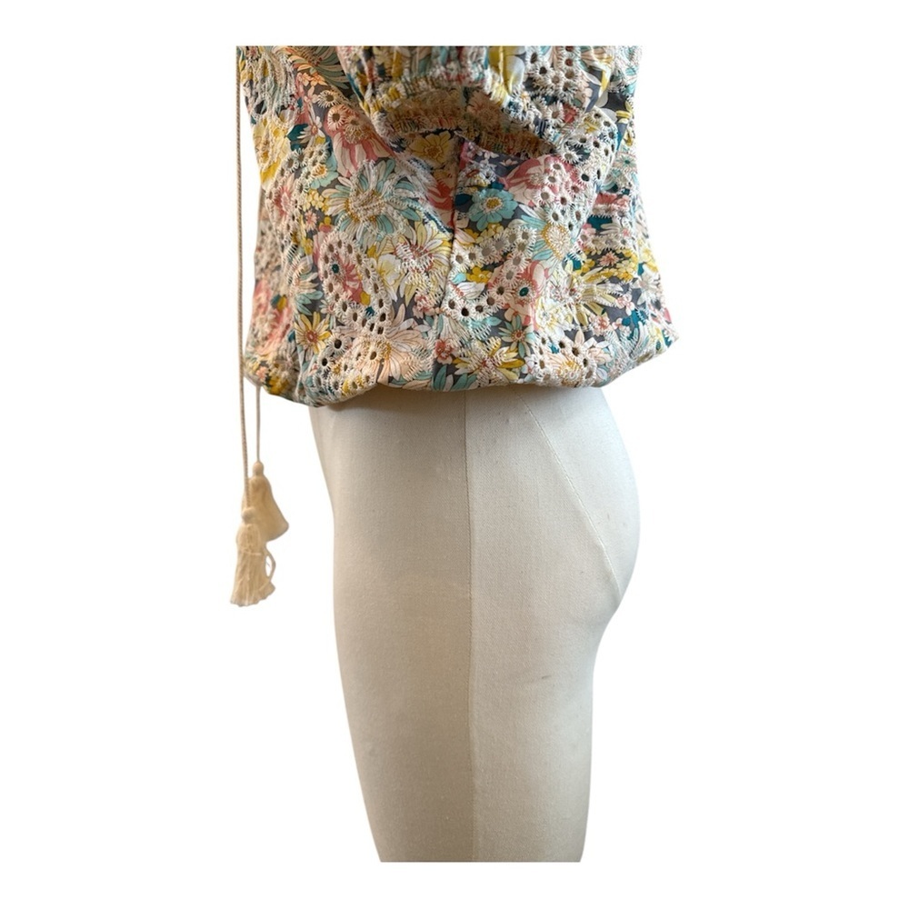 Solitaire Floral Eyelet Peasant Blouse with Tassel Tie – Small - Picture 2 of 4